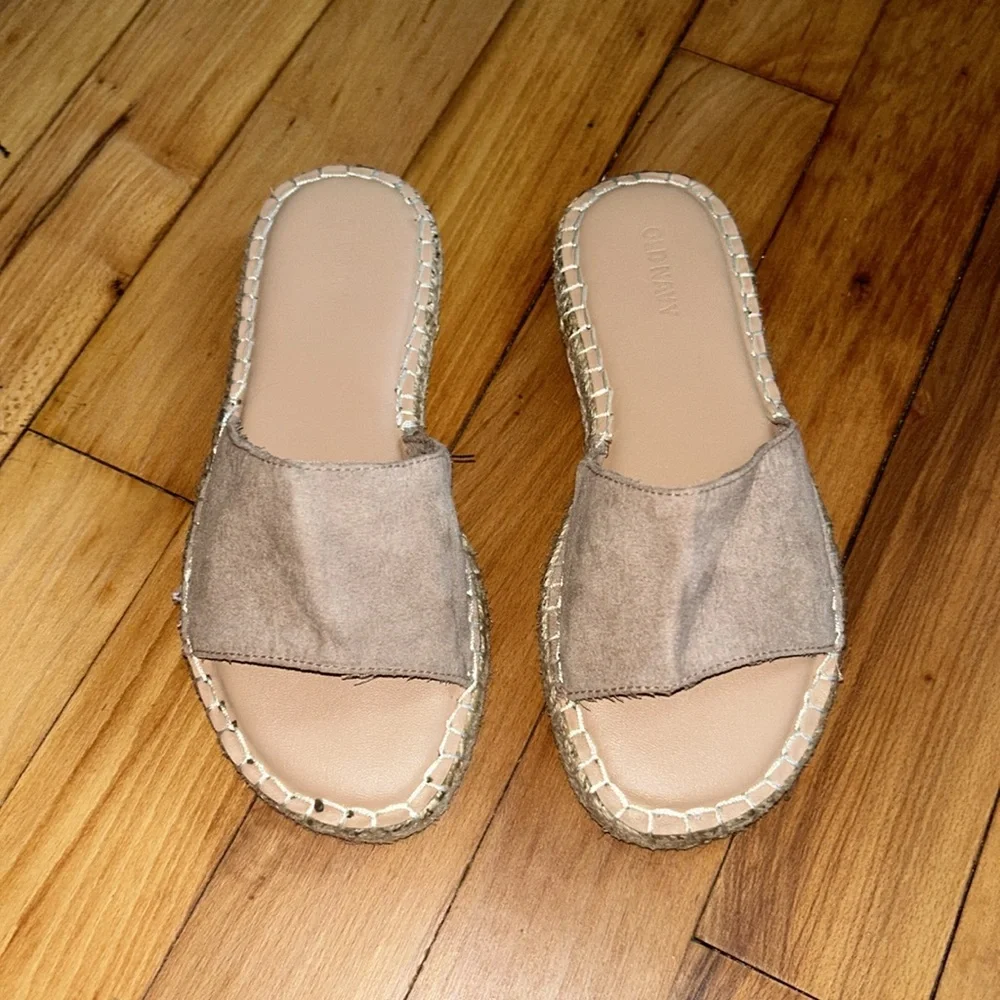Old Navy Tan Espadrille Sandals